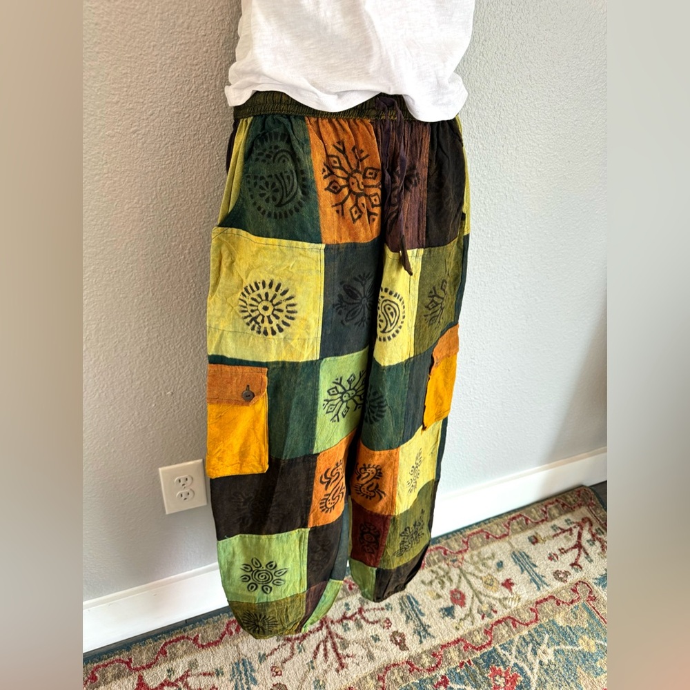 IndieGlam Cotton Patchwork Cargo Boho Pants NWT - image 2